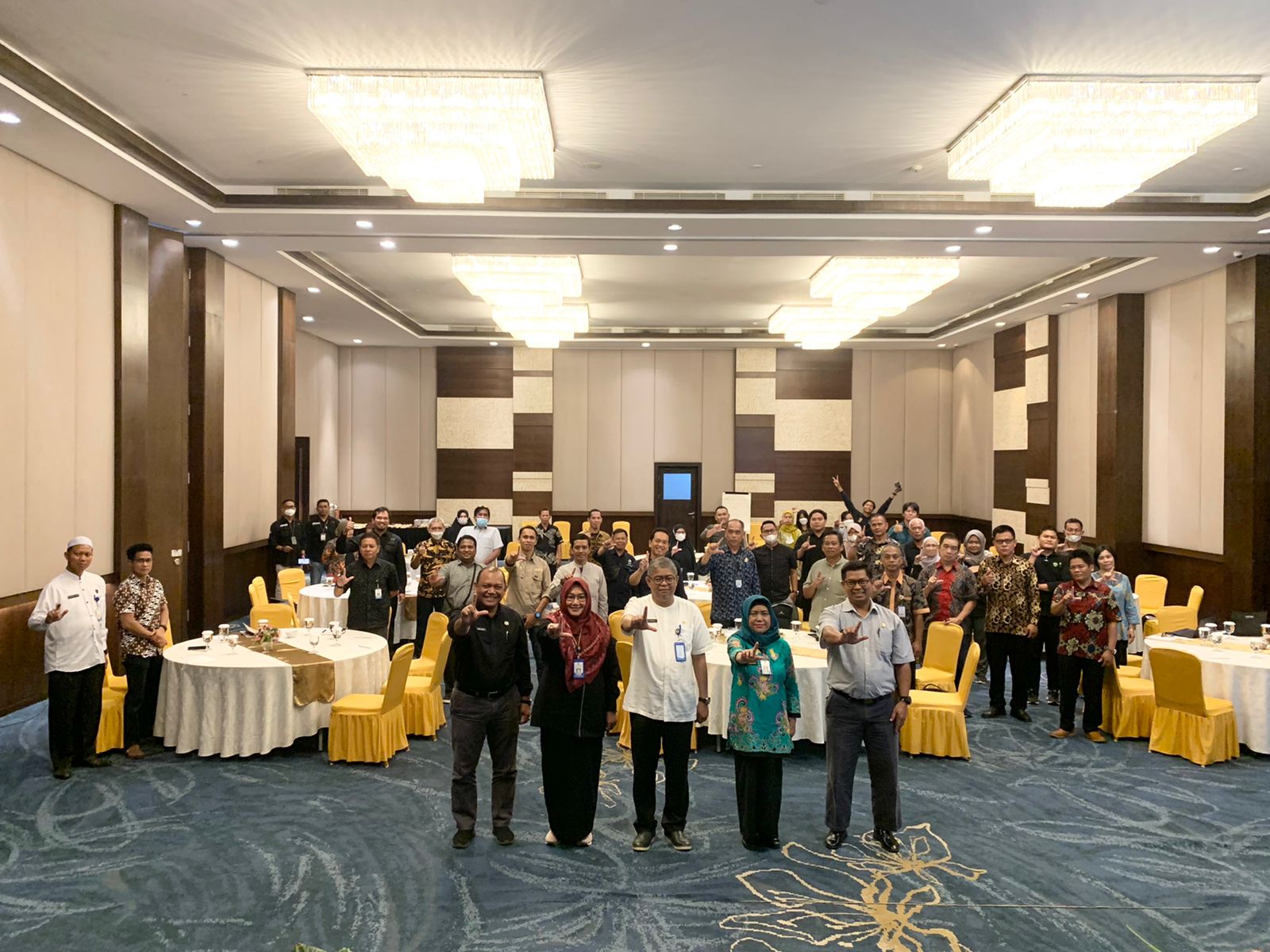 https://dishutkaltim.com/public/admin/images/gambar_berita/1662688809_WhatsApp Image 2022-09-09 at 9.55.12 AM.jpeg